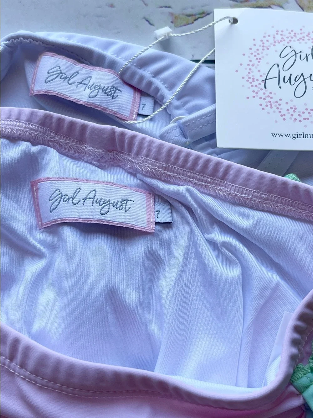 Girl August nwt sz7
